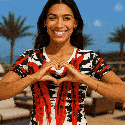 S.MOÏSE Women's T-shirt – JACKY DADDY KING (Limited Edition)